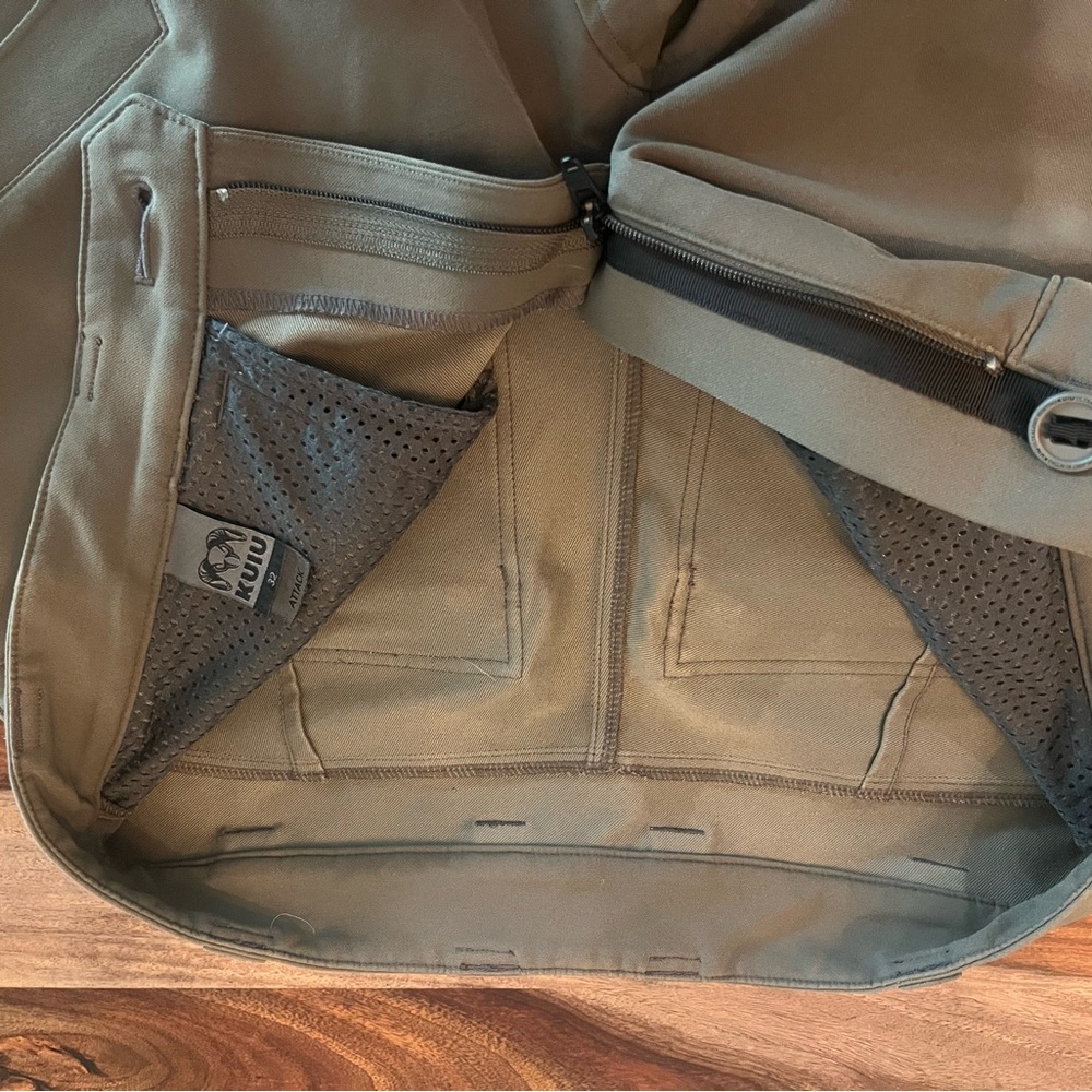 KUIU Attack Pants in Olive - Picture 6 of 7